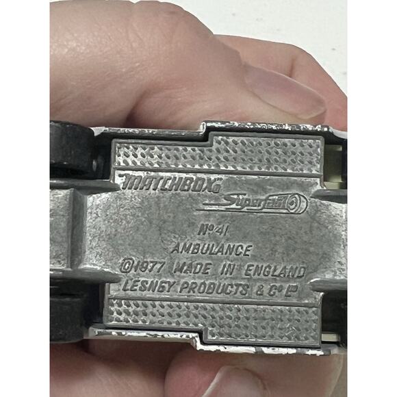 VINTAGE Matchbox Superfast Ambulance No. 41 Made in England 1977 Lesney - Picture 5 of 6